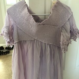 Medium Easel Eloise Top